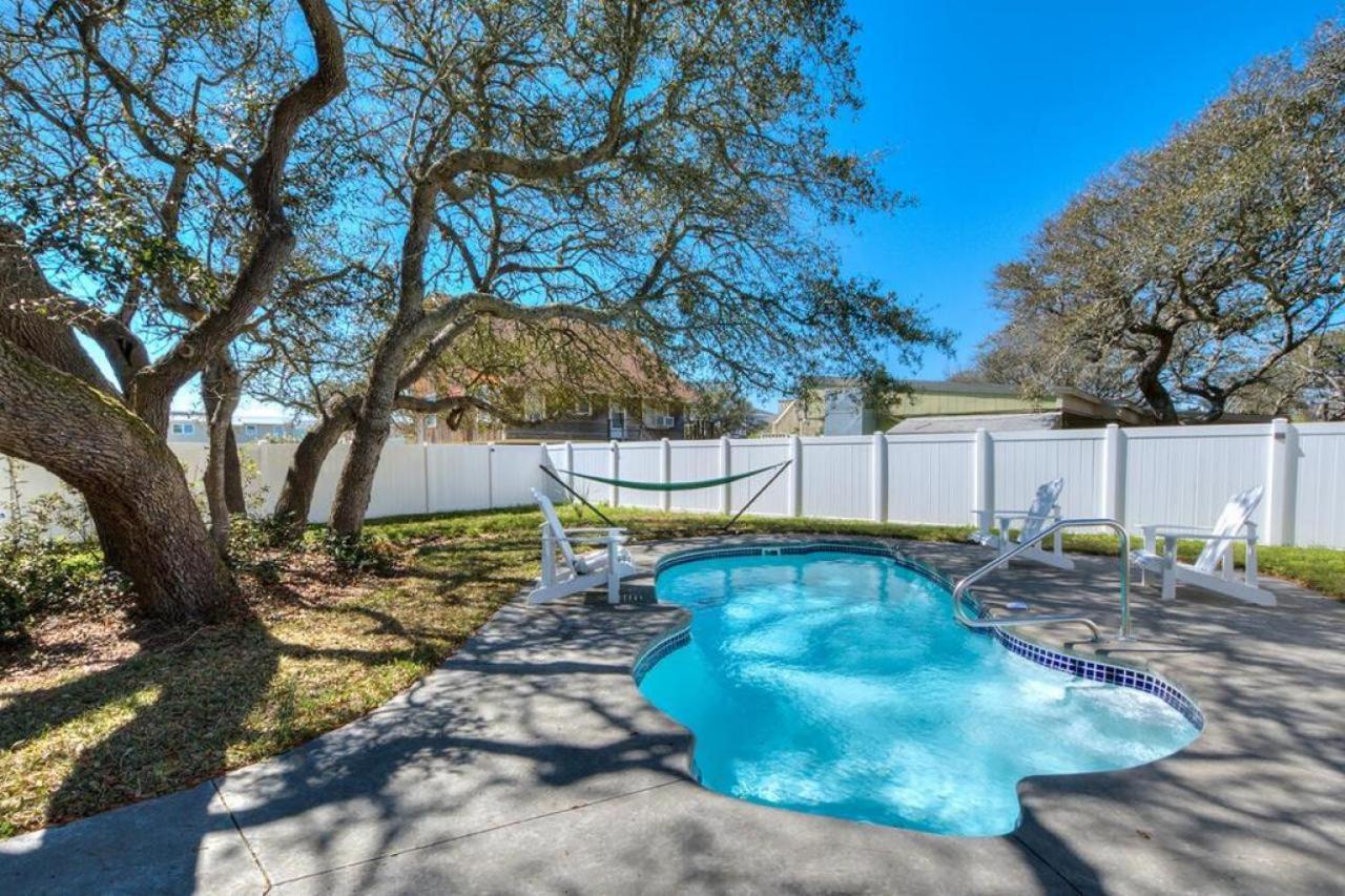Villa Blue Waves Oak Island Exterior foto