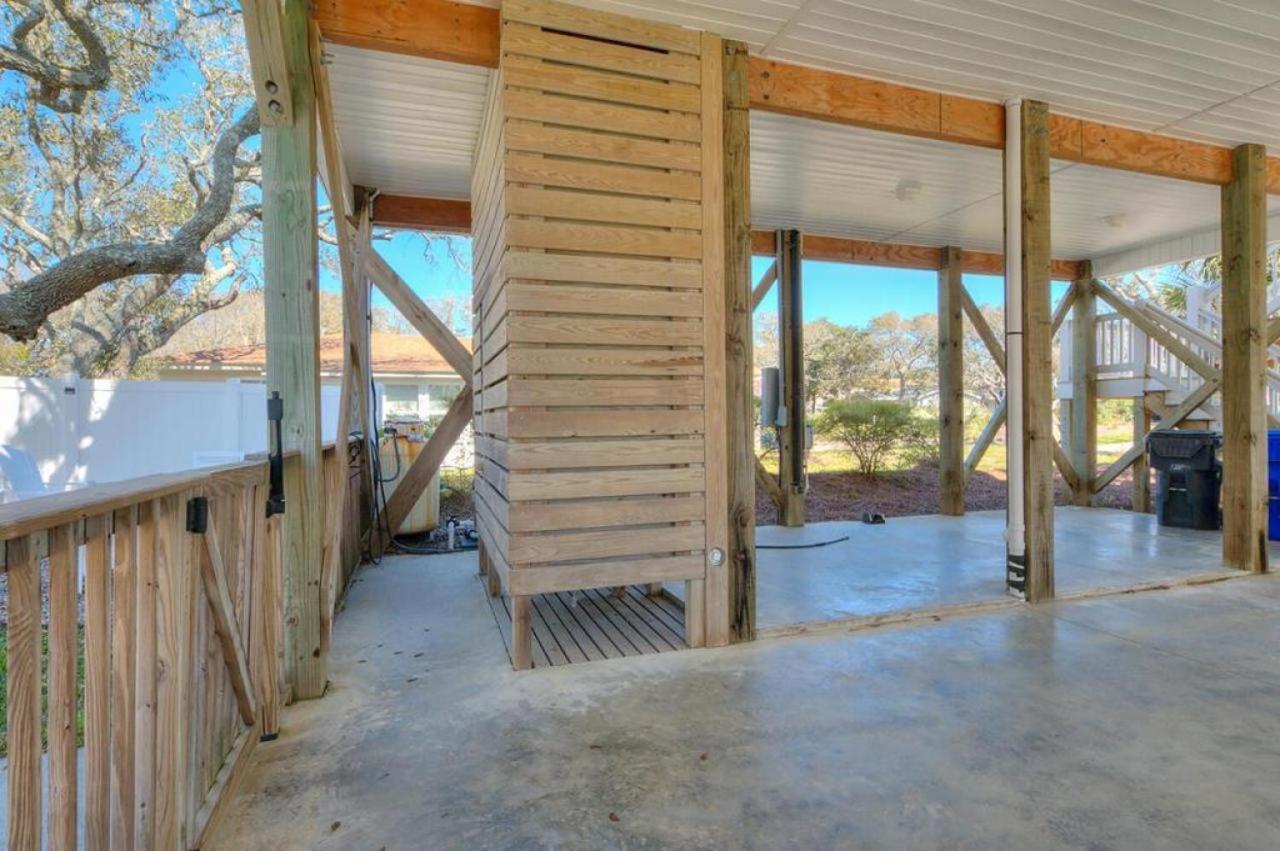 Villa Blue Waves Oak Island Exterior foto