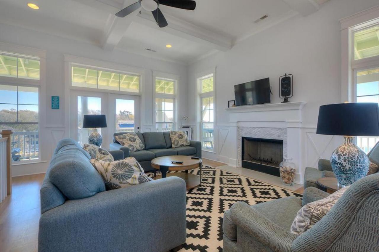 Villa Blue Waves Oak Island Exterior foto
