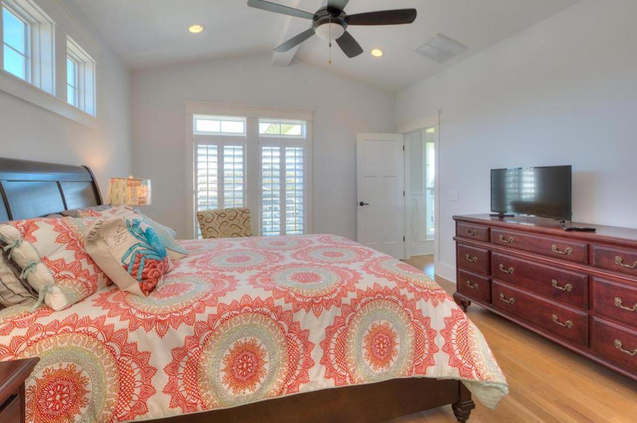 Villa Blue Waves Oak Island Exterior foto