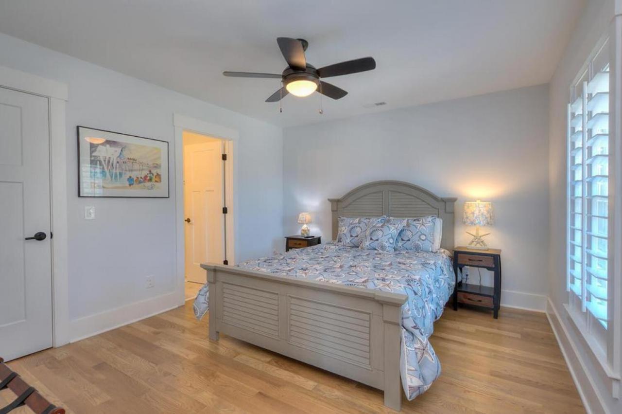 Villa Blue Waves Oak Island Exterior foto
